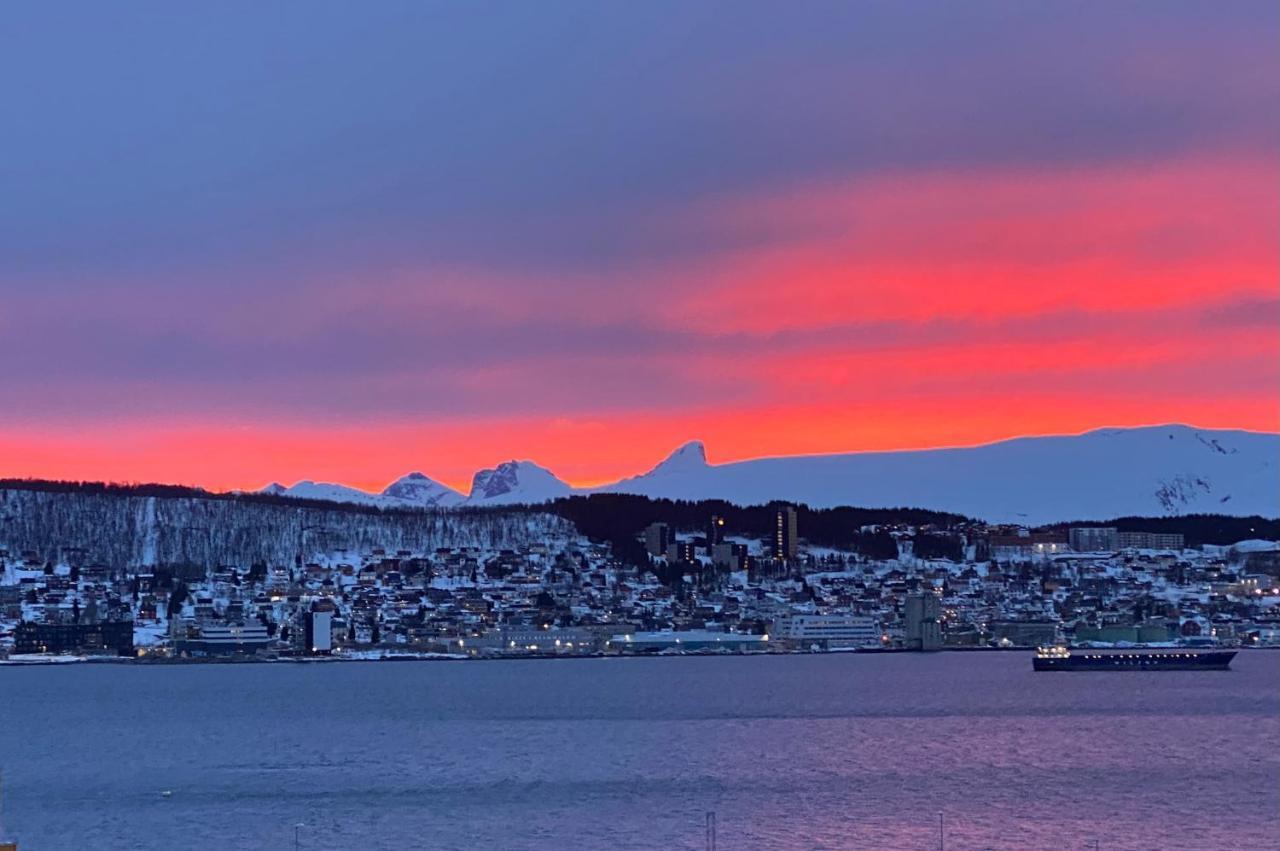 Polar Arctic View - Free Parking! Leilighet Tromsø Eksteriør bilde